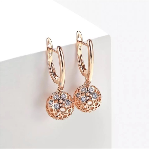 🌟SALE🌟 Rose Gold Plated Zirconia Ball Drop Earrings - Picture 1 of 7